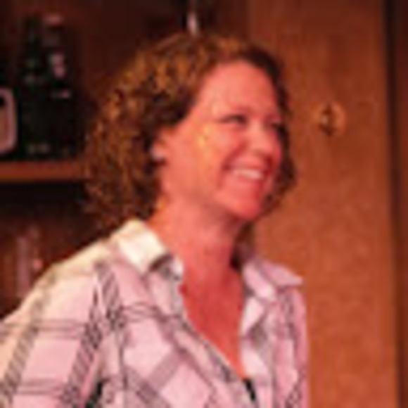 Meet your Posher, Megan - Picture 1 of 1